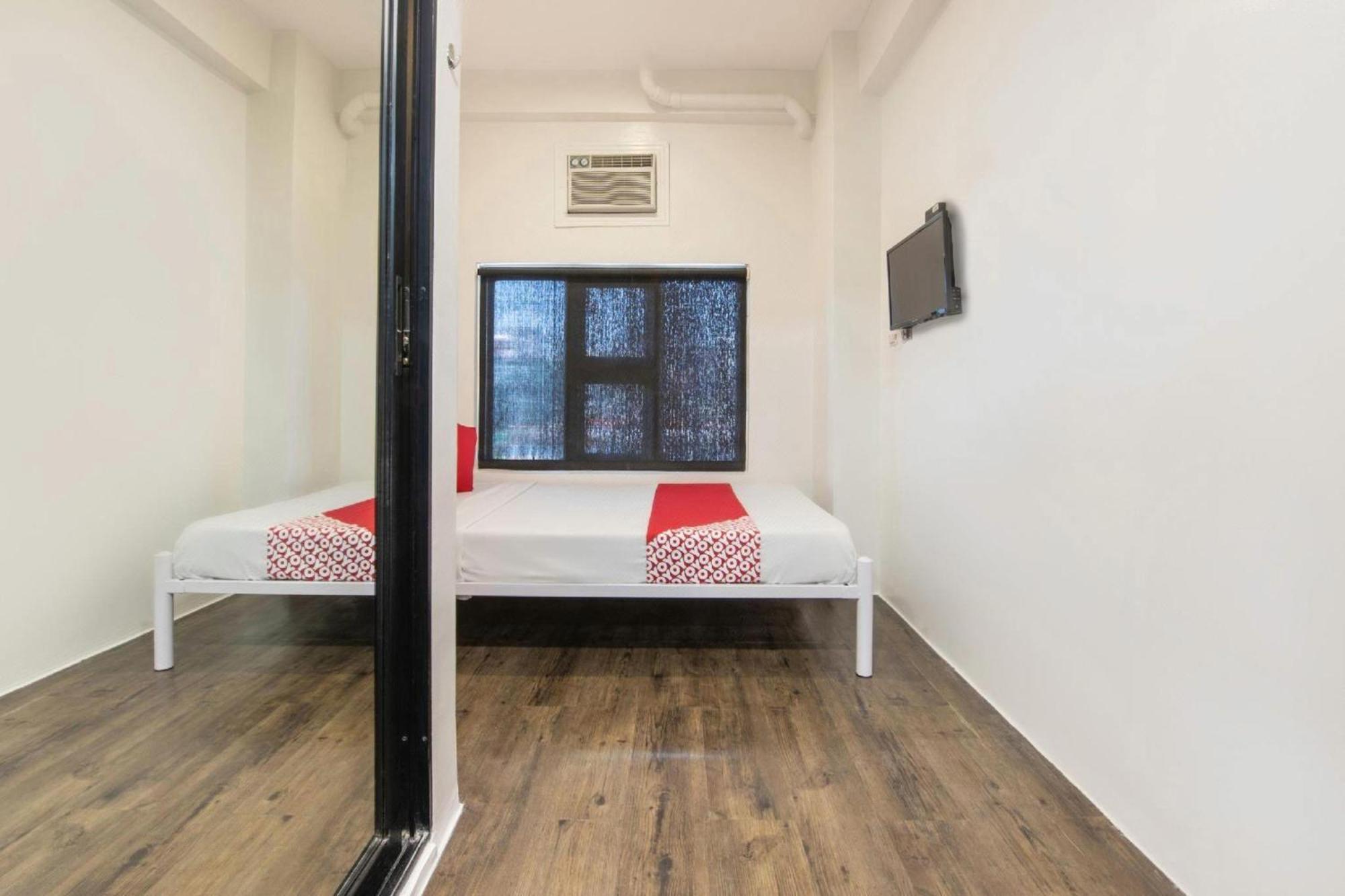 Oyo 563 Mytown New York Hotel