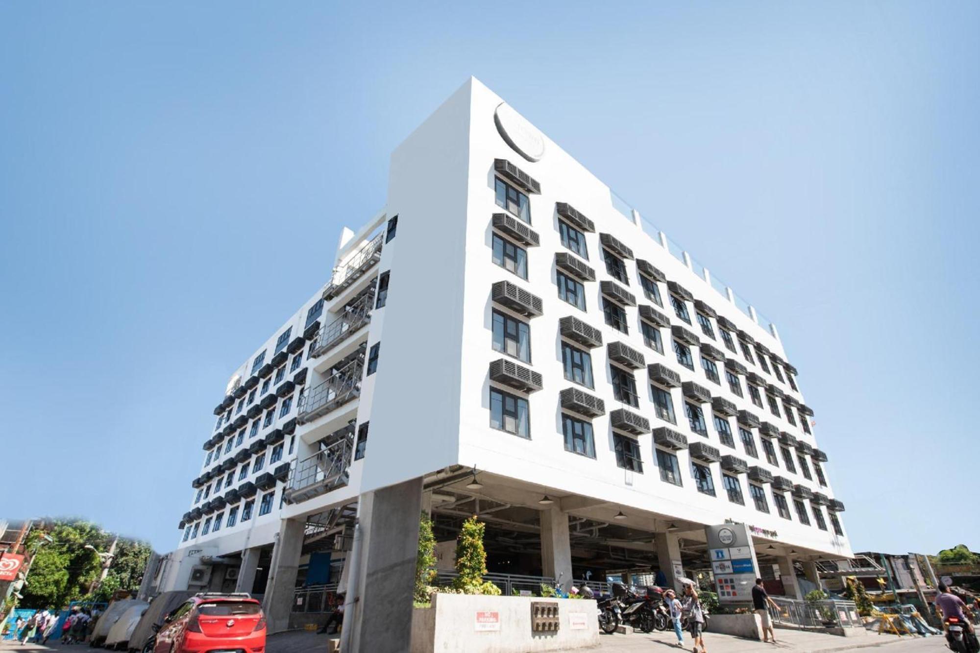 Oyo 563 Mytown New York Hotel 3*